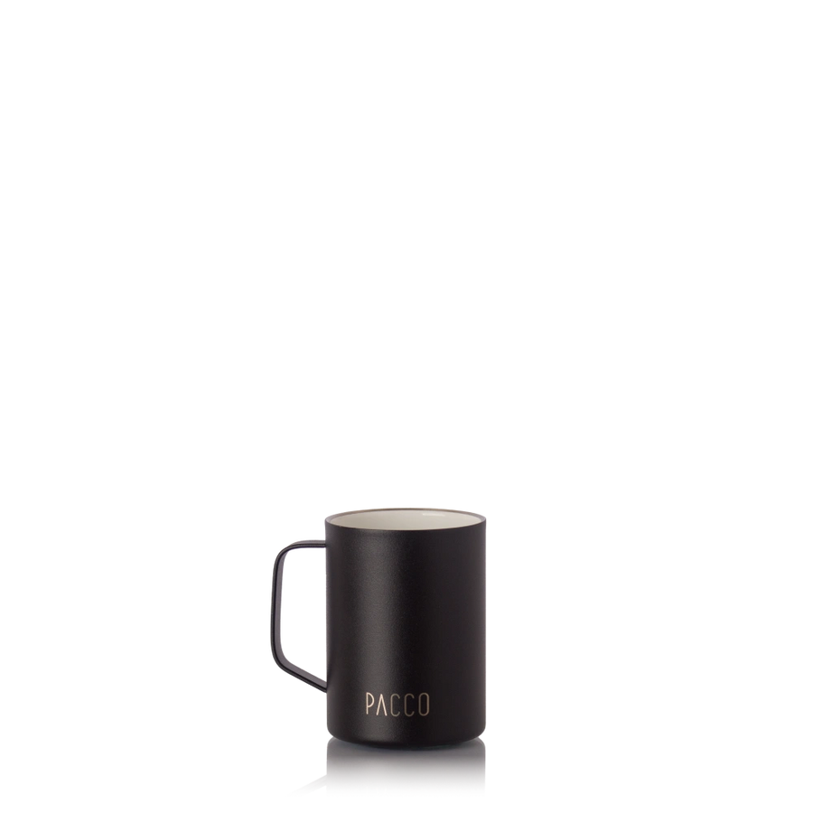 copo-mini-cup-preto-pacco-1.webp