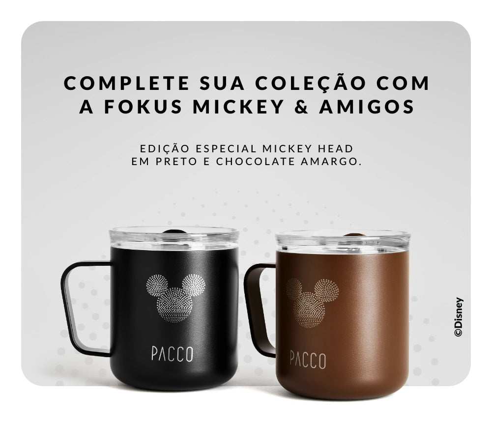 Banner da coleção especial Disney Mickey & Amigos apresentando as canecas térmicas Fokus Mickey Head da PACCO em Preto e Chocolate Amargo. Ideal para colecionadores Disney.