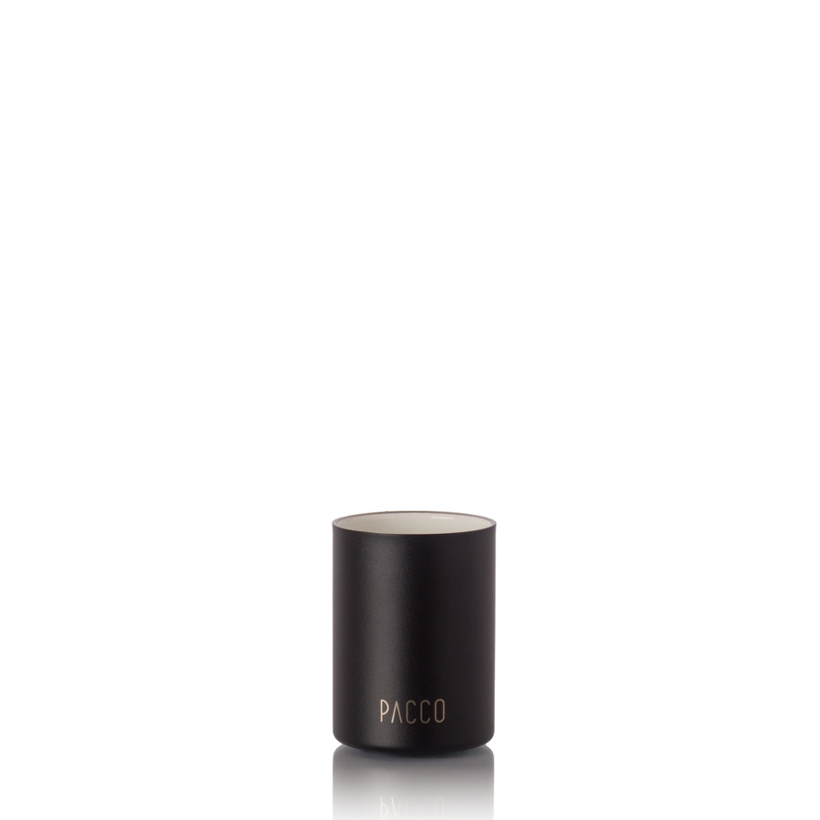 copo-mini-cup-preto-pacco-1.webp